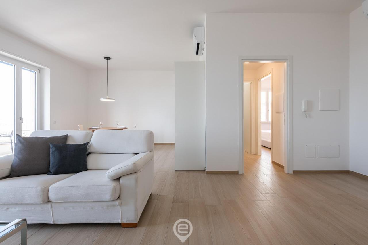 Enchanting Panoramic Retreat Cagliari Bagian luar foto