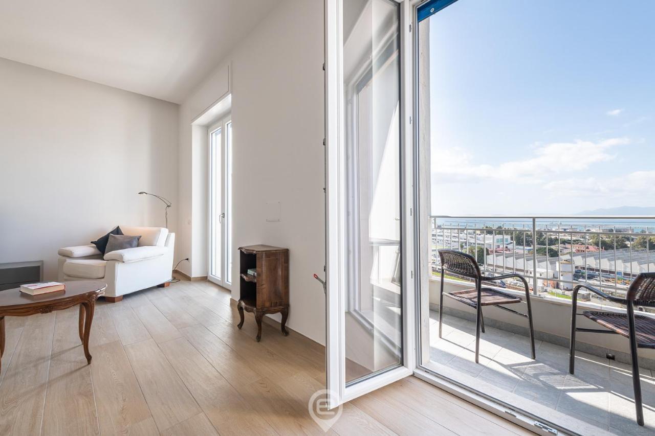Enchanting Panoramic Retreat Cagliari Bagian luar foto